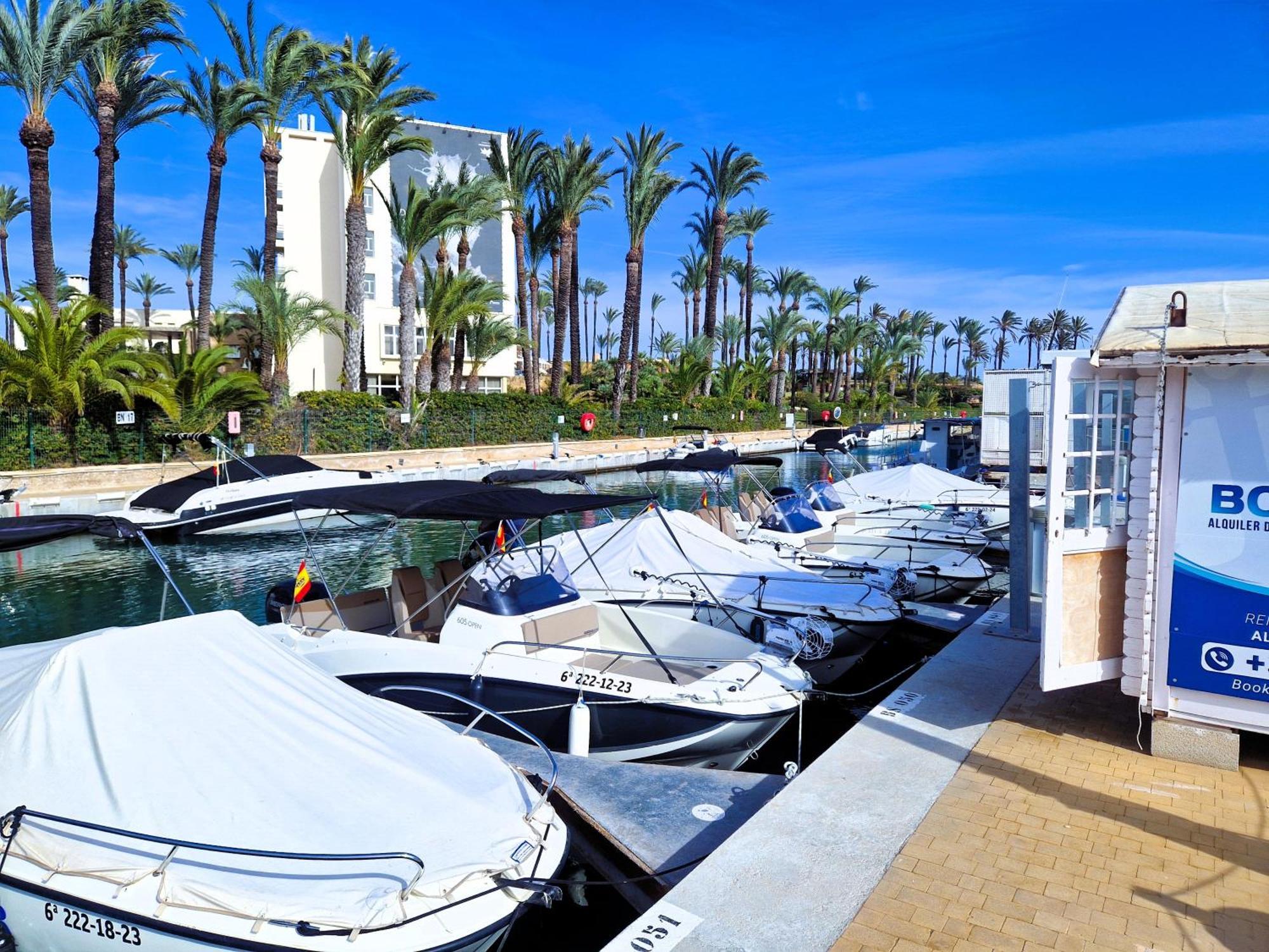 Armonia By The Sea Apartment *